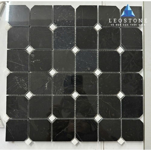 ĐÁ MOSAIC MÀU ĐEN ĐIỂM VIÊN TRẮNG SỮA