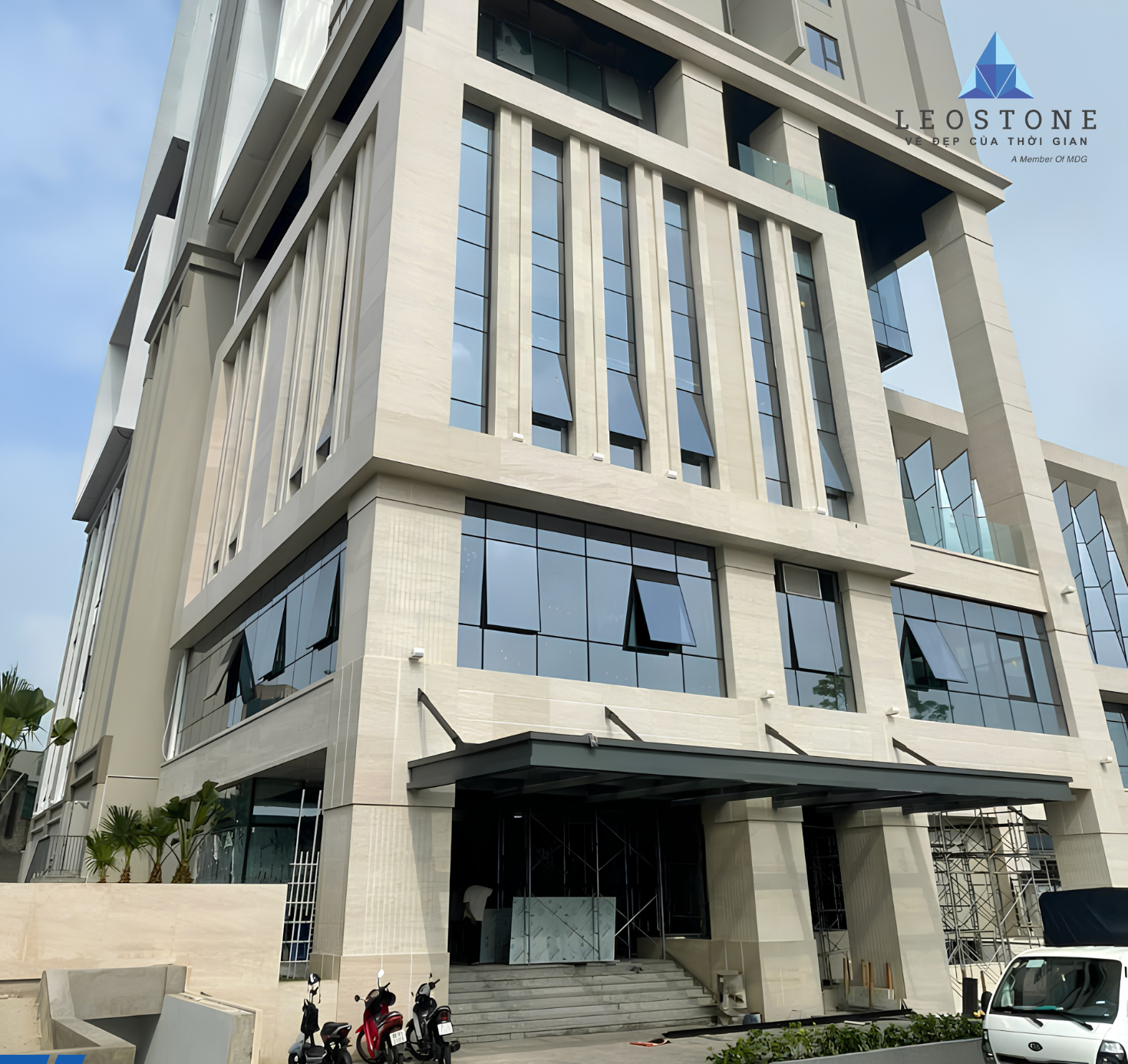 Giải pháp thi công ốp đá hệ QB/QC cho khu vực mặt tiền dự án