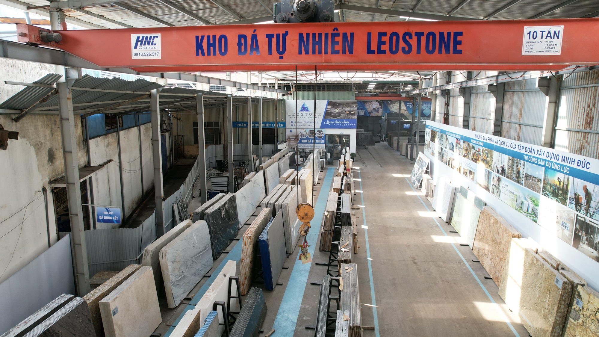 Tổng kho đá Leostone, số 4 Chu Văn An, Hà Đông, Hà Nội
